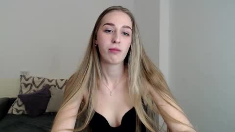 Snapshot of femkedejager chatting on February 14, 8:05 pm Femke online show from February 14, 8:05 pm