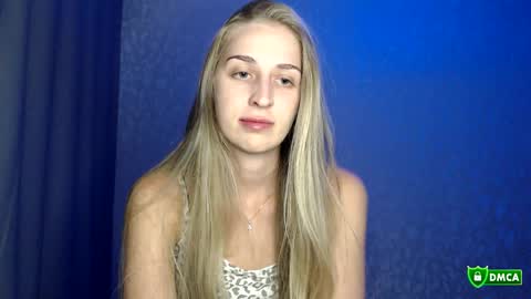 Femke online show from March 13, 7:53 pm