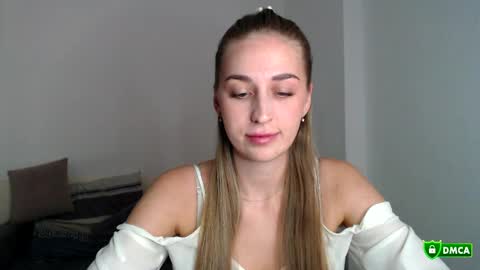 Femke online show from April 30, 8:57 pm