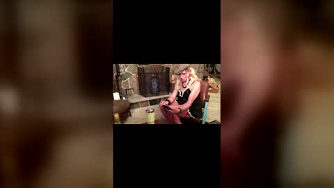 Nicole online show from December 1, 1:21 am