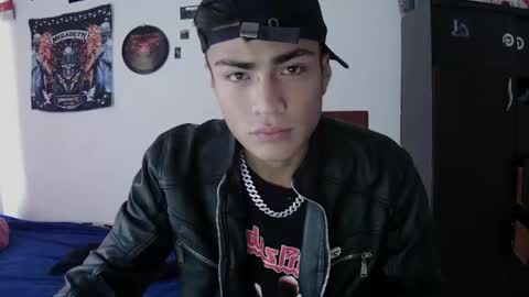 Snapshot of fenix_hardcock chatting on May 16, 3:22 pm Christian online show from May 16, 3:22 pm