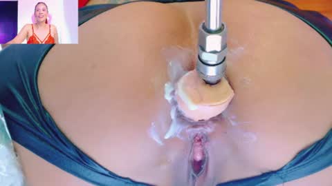 stefannia online show from July 27, 9:55 pm
