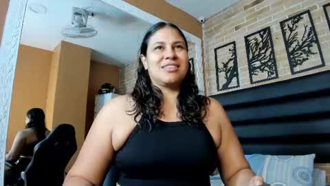 fer_florez online show from July 31, 11:09 am