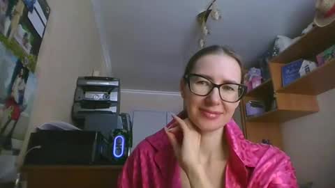 feraliss online show from January 16, 9:46 am