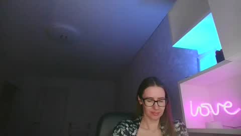 feraliss online show from March 22, 3:26 pm