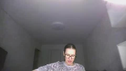feraliss online show from June 9, 11:11 am