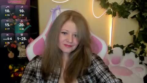 Snapshot of ferall_berrry chatting on March 17, 3:15 pm Ferall Btrrry online show from March 17, 3:15 pm