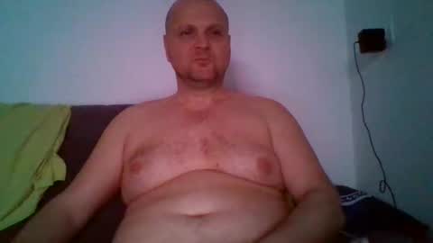 Snapshot of ferkooo111 chatting on March 5, 4:45 am Dorotheo online show from March 5, 4:45 am