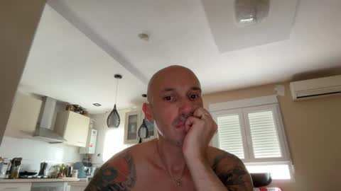FerLuciDaddy online show from June 18, 9:14 am