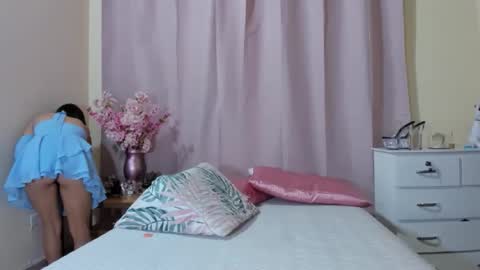 Snapshot of fernanda_151 chatting on February 9, 1:53 am fernanda_151 online show from February 9, 1:53 am