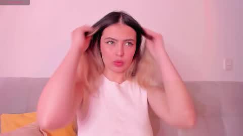 Snapshot of fernanda_aaa chatting on February 8, 1:47 pm fernanda online show from February 8, 1:47 pm