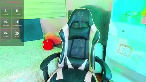 Fernanda Diaz online show from November 25, 6:19 pm