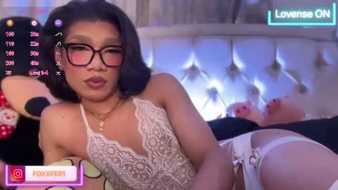 fernanda online show from June 18, 2:01 am