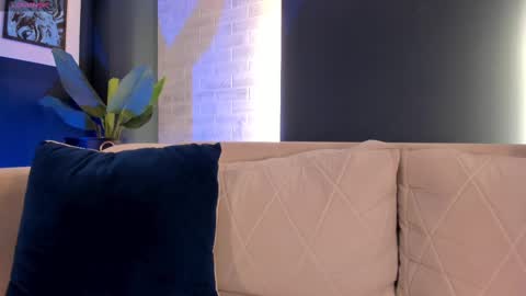 FER  online show from February 19, 9:36 pm