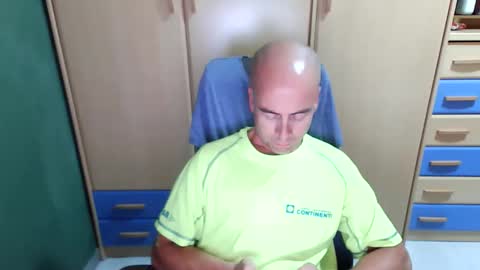 fernandez83 online show from June 8, 7:14 pm