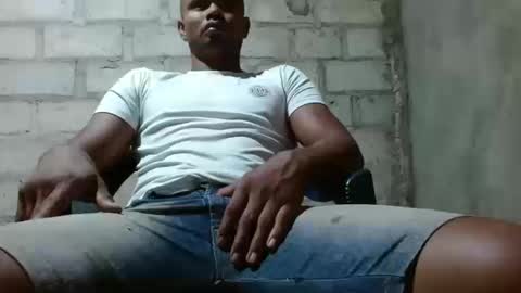 Snapshot of fernandez_latinblack chatting on October 16, 11:28 pm fernandez_latinblack online show from October 16, 11:28 pm