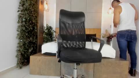 Snapshot of ferxomagno chatting on October 22, 7:57 pm ferxomagno online show from October 22, 7:57 pm