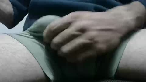 Snapshot of fescarf1991 chatting on October 29, 1:30 am fescarf1991 online show from October 29, 1:30 am