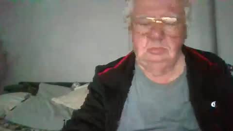 fewxtrapounds985 online show from September 27, 4:01 pm