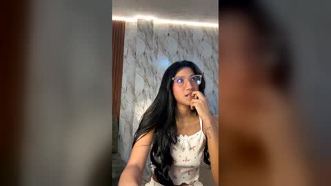 Snapshot of ffreyja_ chatting on February 14, 1:57 am Freyja online show from February 14, 1:57 am