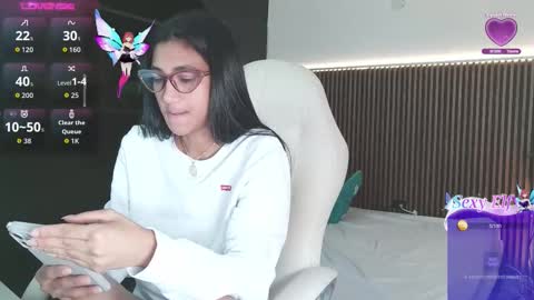 Snapshot of ffreyja_ chatting on March 23, 5:17 pm Freyja online show from March 23, 5:17 pm