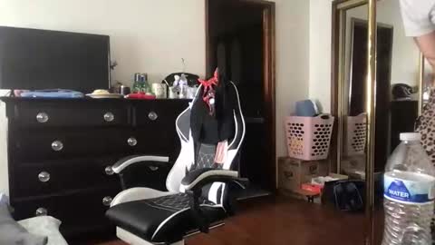 fgsammie online show from November 1, 5:48 pm