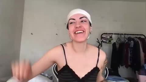 fgsammie online show from February 28, 8:32 pm