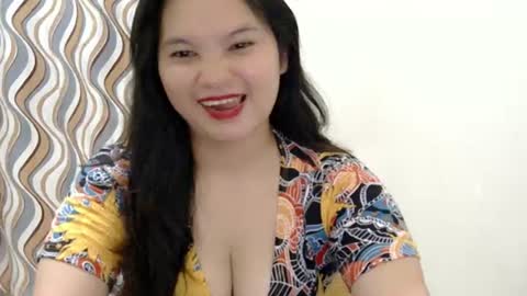 fhwilloughbyxx online show from June 9, 6:19 pm