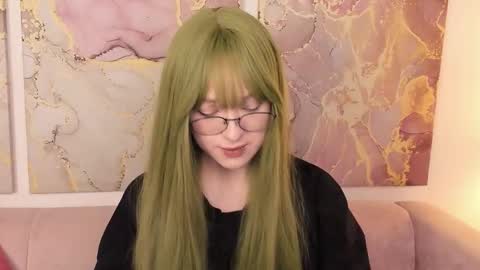 Snapshot of fiamoory chatting on October 16, 1:28 am fiamoory online show from October 16, 1:28 am