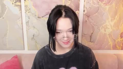 fiamoory online show from January 9, 1:41 am