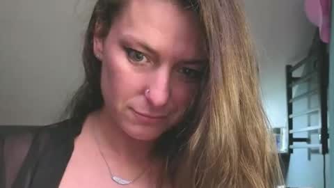 Snapshot of fiercenymph609 chatting on April 14, 4:51 am 4 give me father online show from April 14, 4:51 am