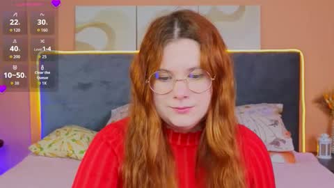 Snapshot of fiery_foxy chatting on September 22, 4:03 am Mabel online show from September 22, 4:03 am