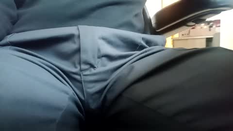 fifi010203 online show from October 14, 12:06 pm