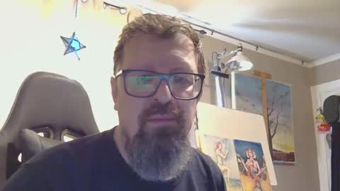 Snapshot of figuredraw chatting on February 6, 9:18 pm figuredraw online show from February 6, 9:18 pm