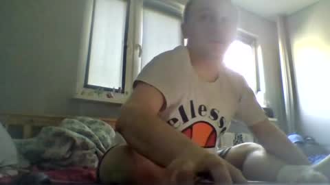 filipek757 online show from June 18, 6:46 am