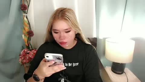  Angela  DONT FORGET TO FOLLOW AND GIVE ME APPRECIATION online show from December 2, 5:15 am