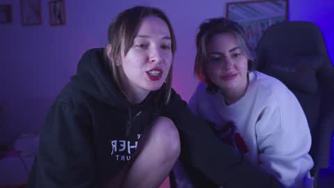 Snapshot of filipinaadams chatting on December 7, 2:35 pm cap and Lana  online show from December 7, 2:35 pm