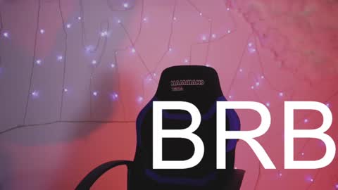 Snapshot of filipinaadams chatting on January 8, 11:10 am cap and Lana  online show from January 8, 11:10 am