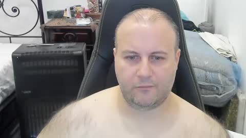 Snapshot of filippo12356 chatting on December 17, 2:11 pm filippo12356 online show from December 17, 2:11 pm