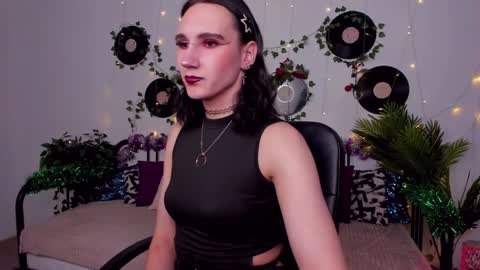 Honey Ill be waiting for you Tue Wed Thu Fri Sat Sun 10am-5pm online show from December 31, 12:57 pm