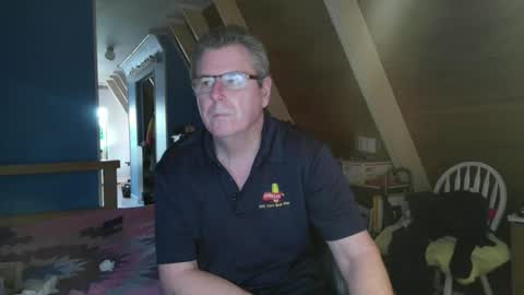 Snapshot of finderfiner chatting on December 19, 9:55 pm finderfiner online show from December 19, 9:55 pm