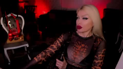 AlfaFemale online show from June 9, 6:19 pm