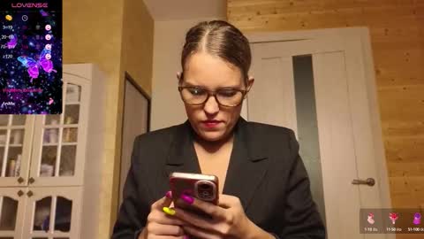 Lady online show from September 21, 8:32 pm