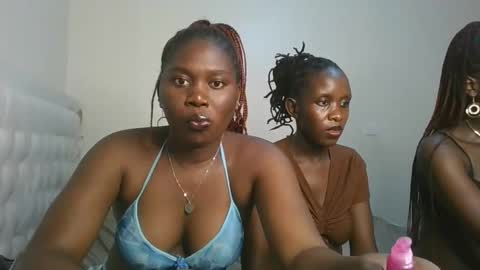 melanie online show from October 18, 9:26 pm