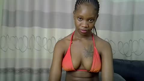 fine_queen12 online show from January 24, 6:46 am