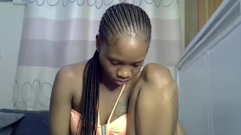 fine_queen12 online show from January 28, 5:46 pm