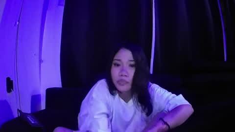 Snapshot of finestkatalina chatting on June 15, 12:29 pm finestkatalina online show from June 15, 12:29 pm
