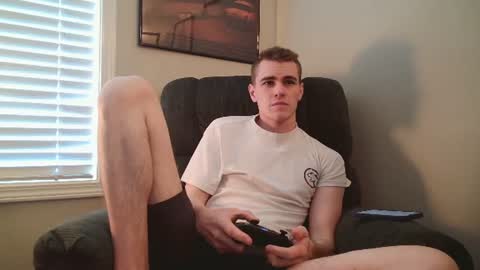 Snapshot of finnabun33 chatting on July 7, 8:24 pm Jake I am Bicurious online show from July 7, 8:24 pm