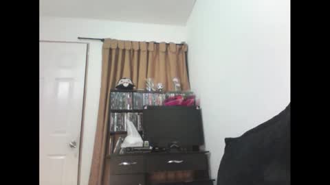 finnky1 online show from October 25, 8:55 am