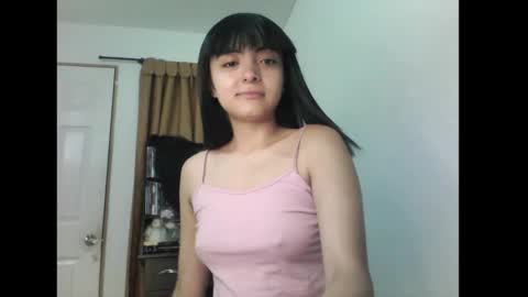 Snapshot of finnky1 chatting on April 15, 4:52 am finnky1 online show from April 15, 4:52 am